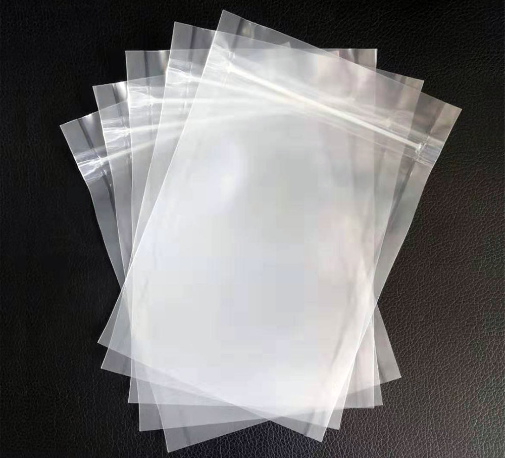 Cleanroom Poly Zipper Bags 4x6 - 4mil Clear